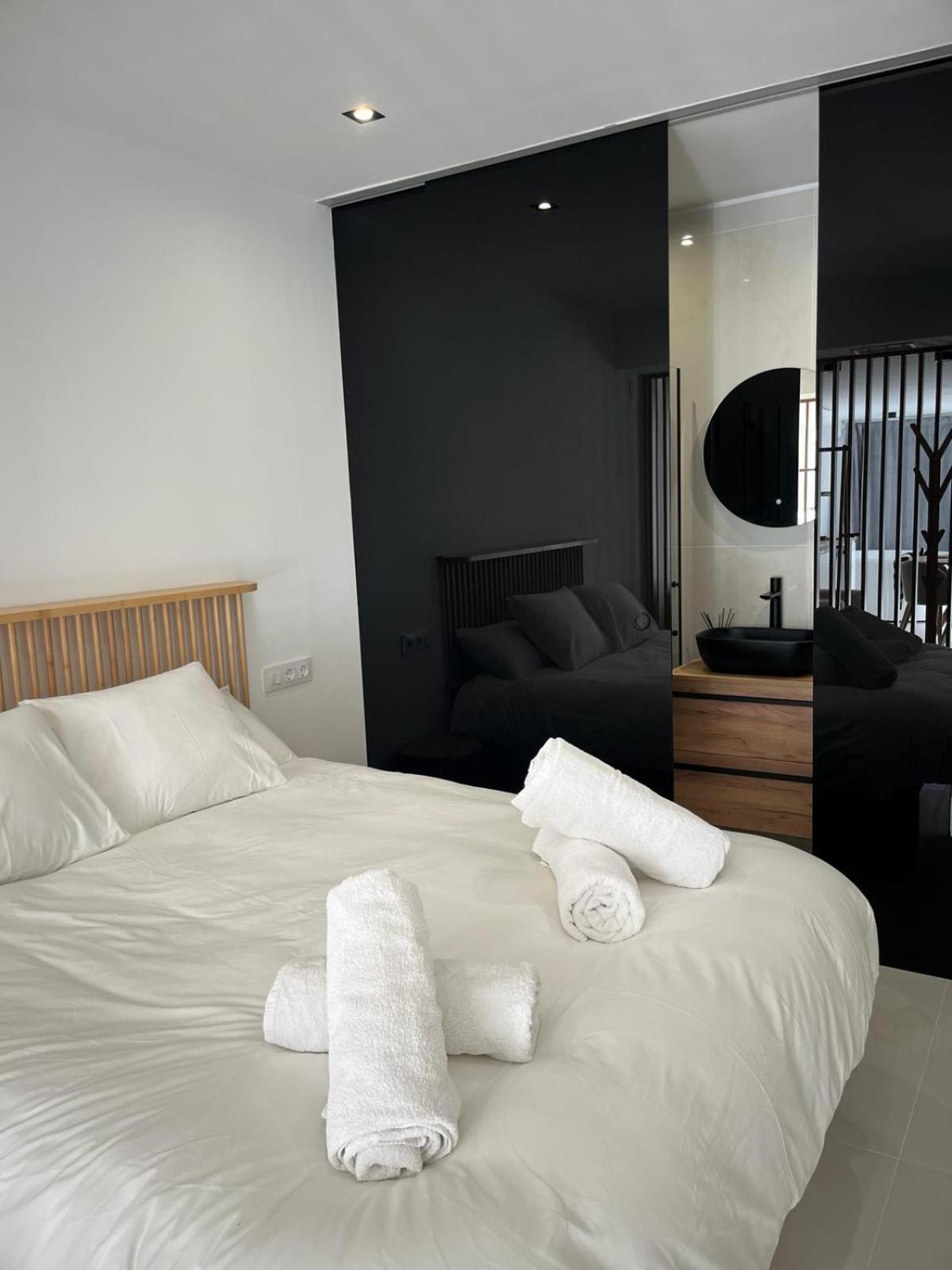 Suite Playamar Con Jacuzzi Torremolinos Esterno foto
