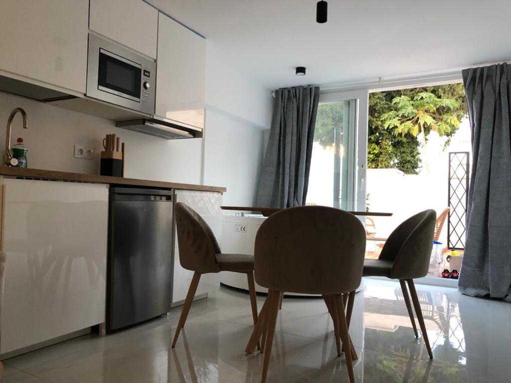 Suite Playamar Con Jacuzzi Torremolinos Esterno foto